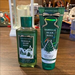 Bath & Body Works Vanilla Bean Noel Body Wash and Cream - Festive Green